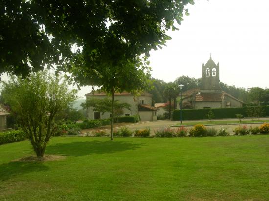 Bourg de Lacajunte