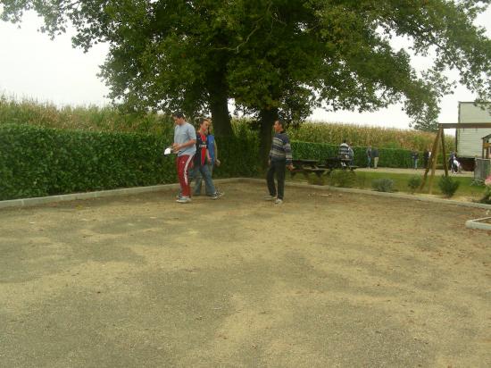 Concours de pétanque